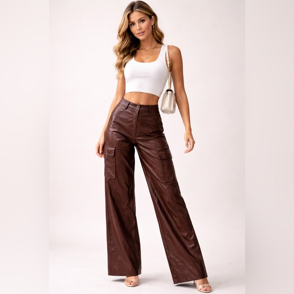 Oscar The Collection Pants - NWT $398 OSCAR The Collection Faux Leather Cargo Pants UK 12 US 8 Chestnut Brown